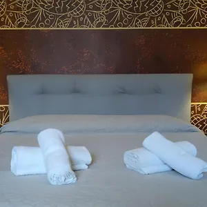 Gasthuis Cconforthotels R&b, Bari