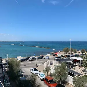 Skandivi Bari